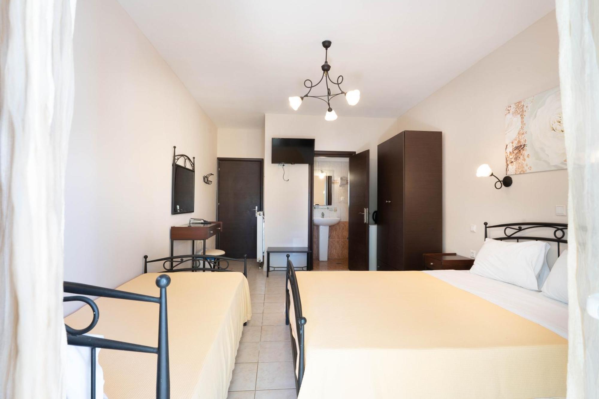 Kipos Resort Néa Péramos Bagian luar foto