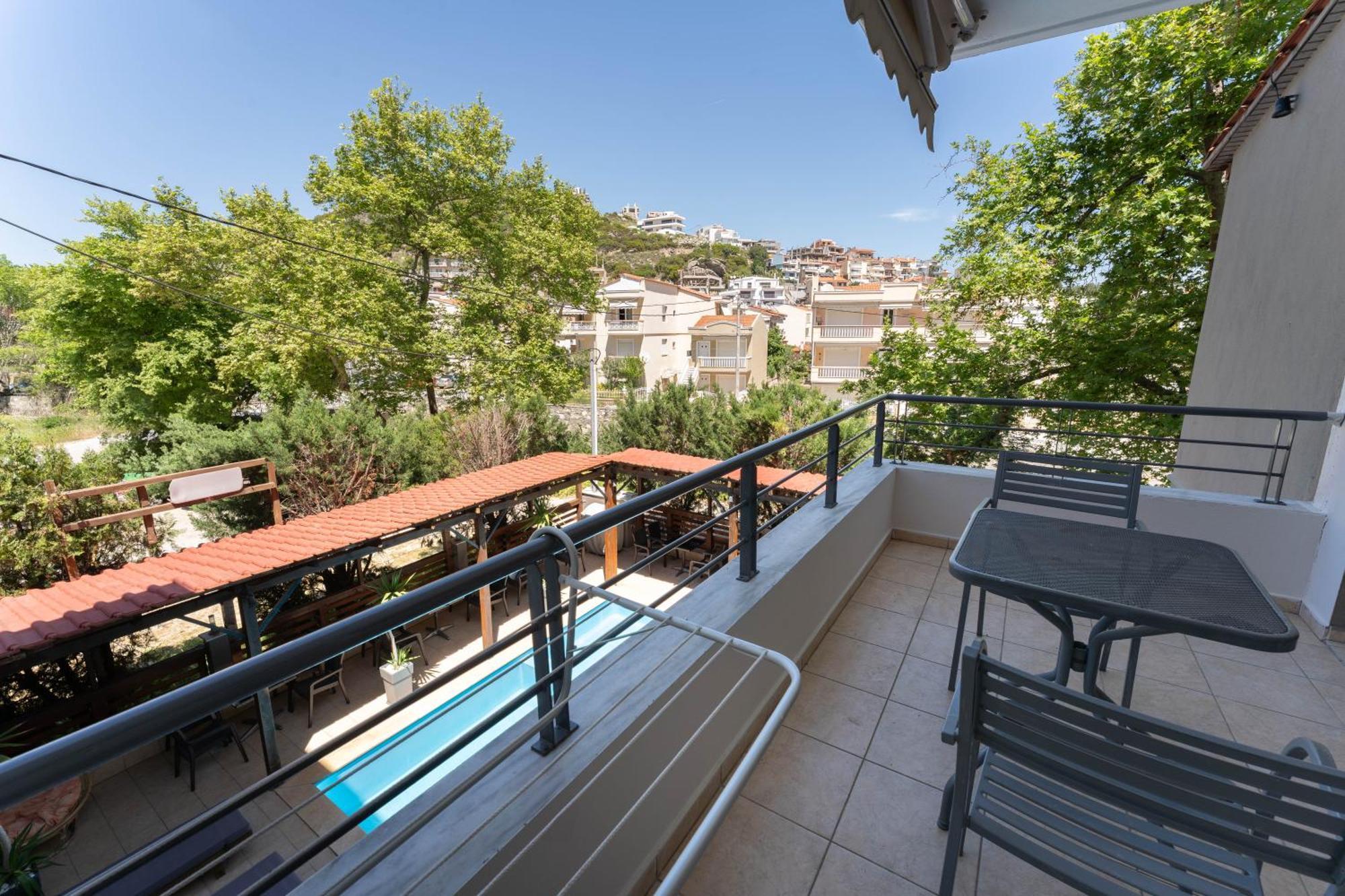 Kipos Resort Néa Péramos Bagian luar foto